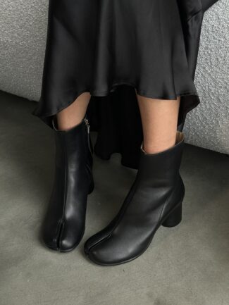 Черевики Табі